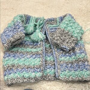Handmade Crochet Baby Sweater with Booties… Granny Stitch Pattern